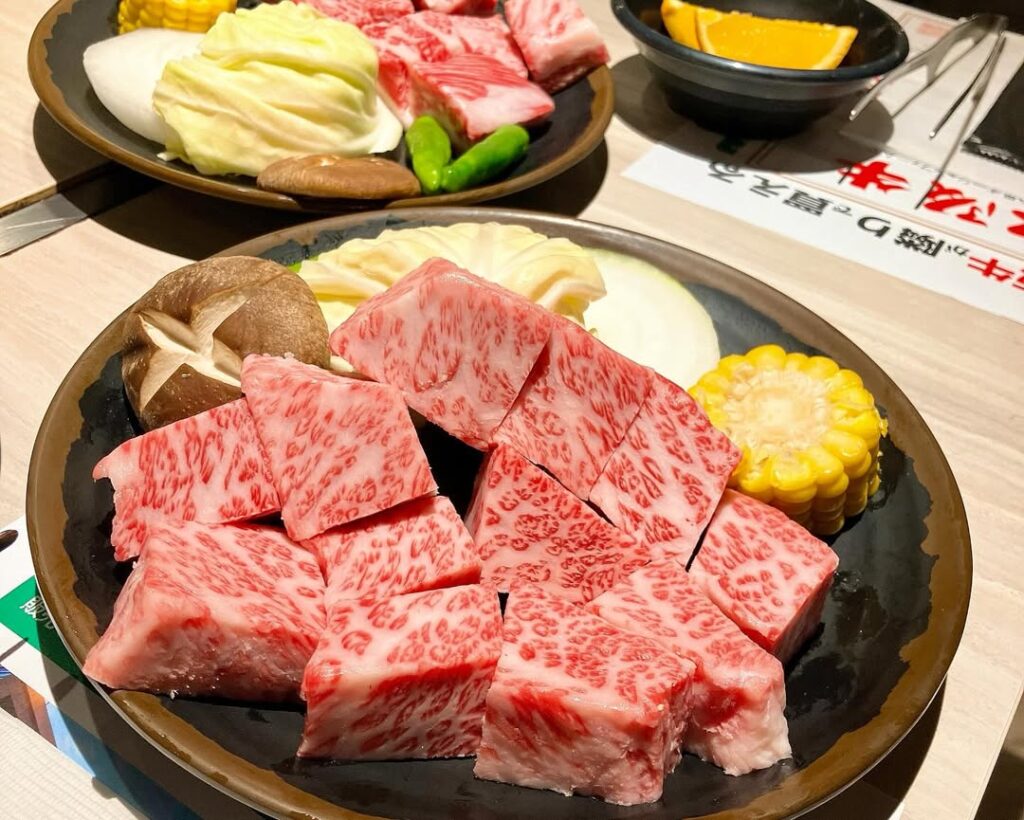梅雨入りでも夏はやっぱり松阪牛の焼肉！スタミナつけましょ。