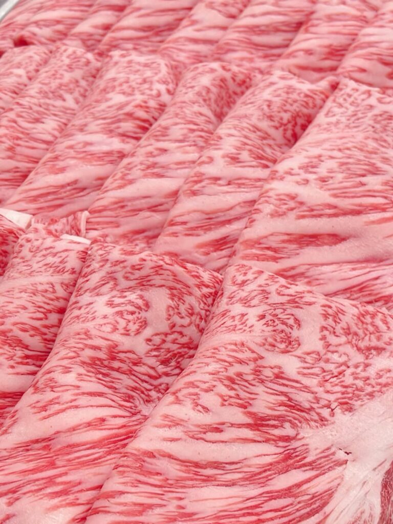 松阪牛ロースすき焼き100g-1,260円これより美味しいところはないでしょう⁈