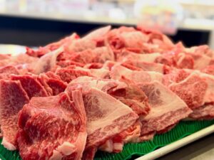 新登場✨赤身肉とバラ肉の国産牛紅白カルビ