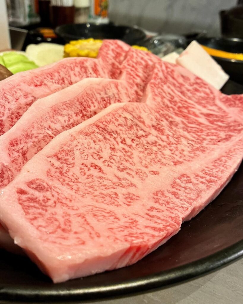 オーシャンです♪見事なサシです。美味いんだろなぁー。だってお客さんみんな笑顔だった。#ドリームオーシャン#霜ふり本舗#松阪ランチ#mathusaka beef#松阪牛ステーキ三重で松阪牛と言え