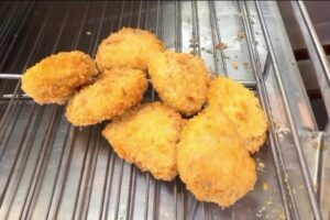 ✨明日から新発売✨松阪牛入りミニコロッケ✨3