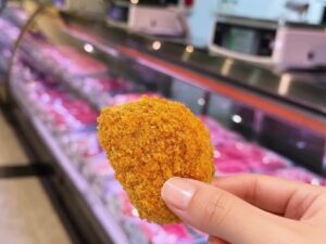 お弁当やおやつに松阪牛入りミニコロッケ 1個 80円がおすすめ✨