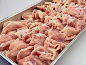 鶏もも焼肉用 100g-136円(税別)