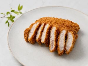三重県産豚ロース使用した上ロースとんかつとキャベツでお弁当完成